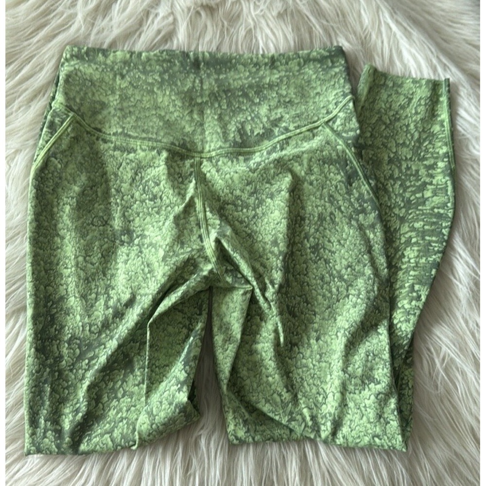 Lululemon Size 12 Base Pace City Grit Green High-Rise Running Tight‎ 25" Yoga